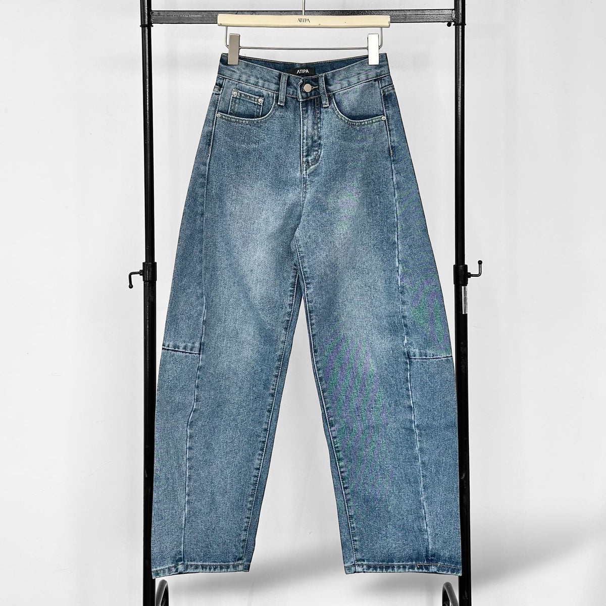 ATIPA - Dagger Barrel Jeans