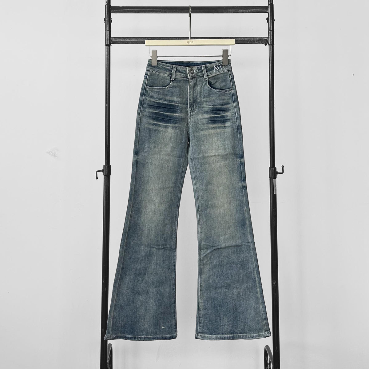 ATIPA - Averie Flare Jeans