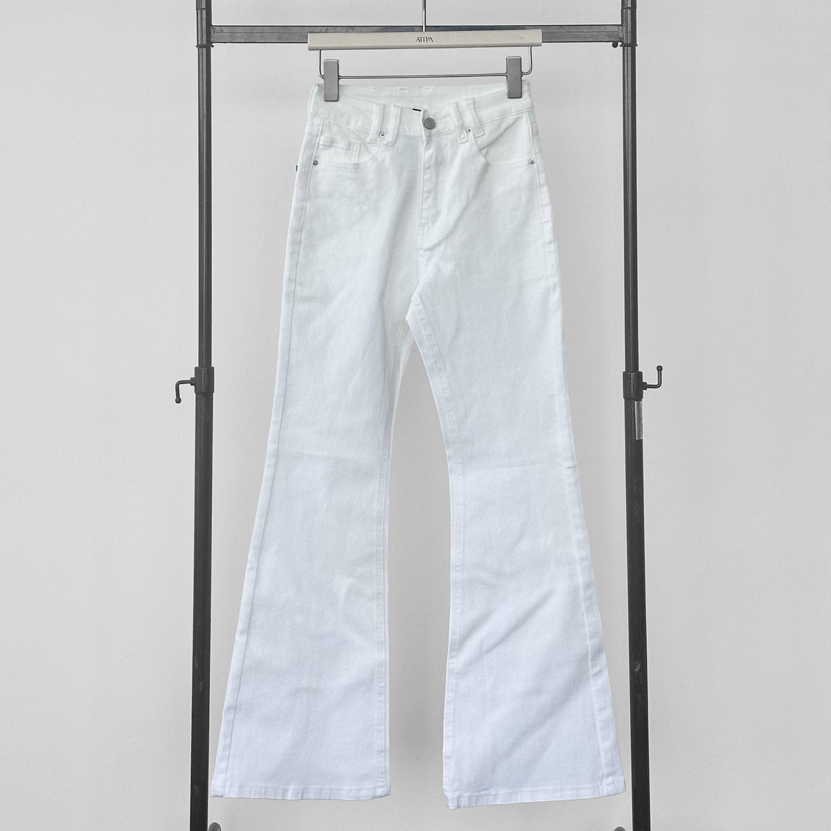 ATIPA - Serra Flare Jeans