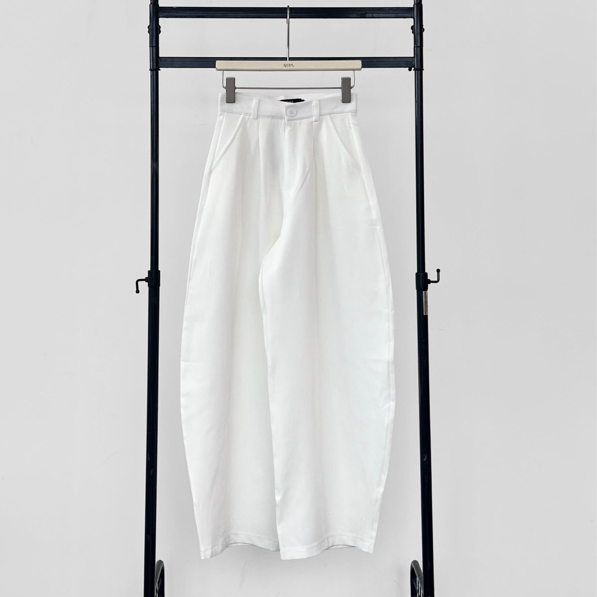 ATIPA - Obsidian Wide Pants
