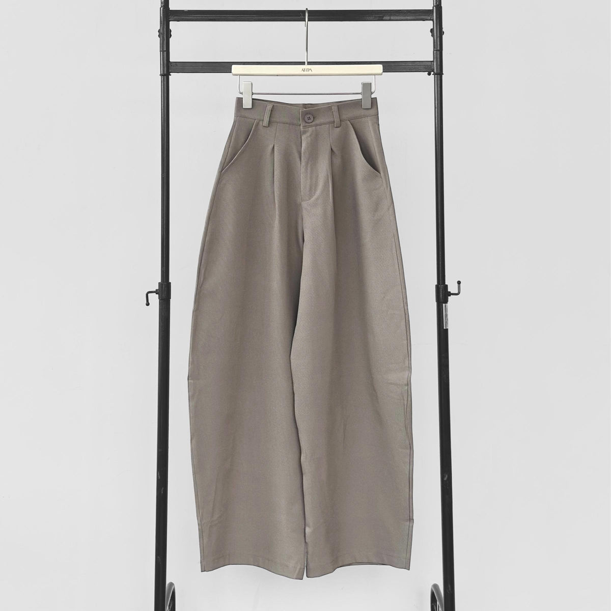 ATIPA - Obsidian Wide Pants
