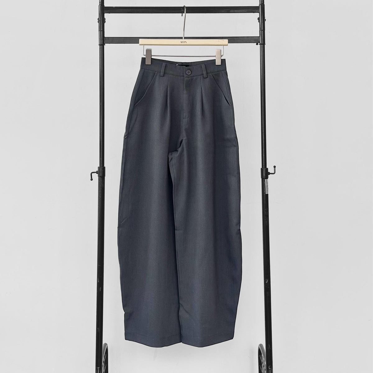 ATIPA - Obsidian Wide Pants