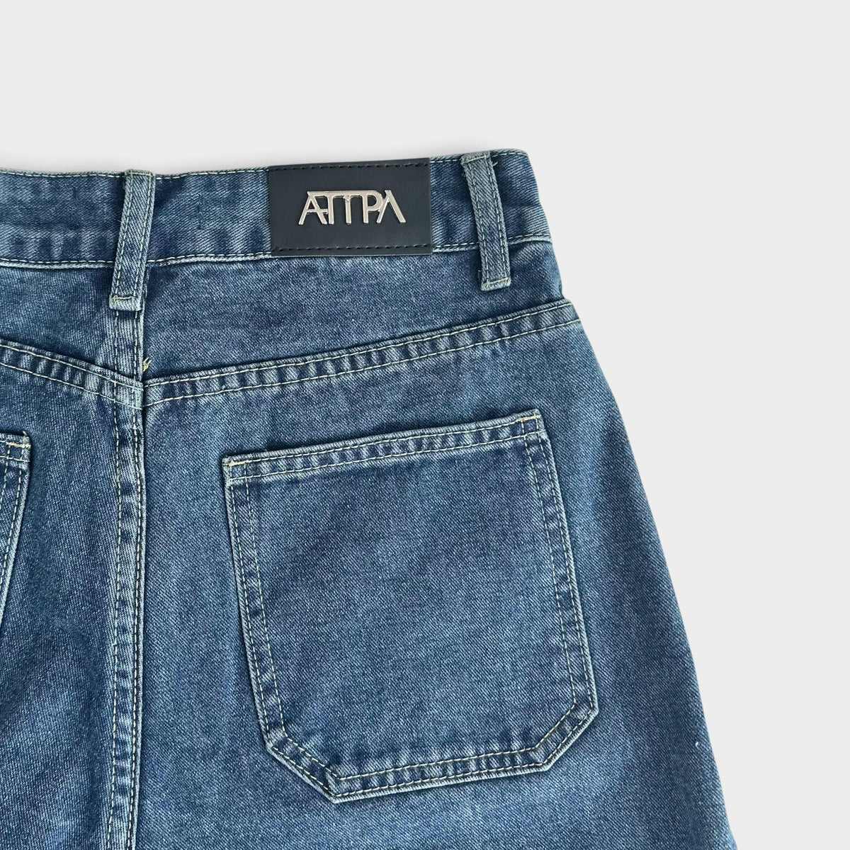 ATIPA - Rivets Studded Jeans