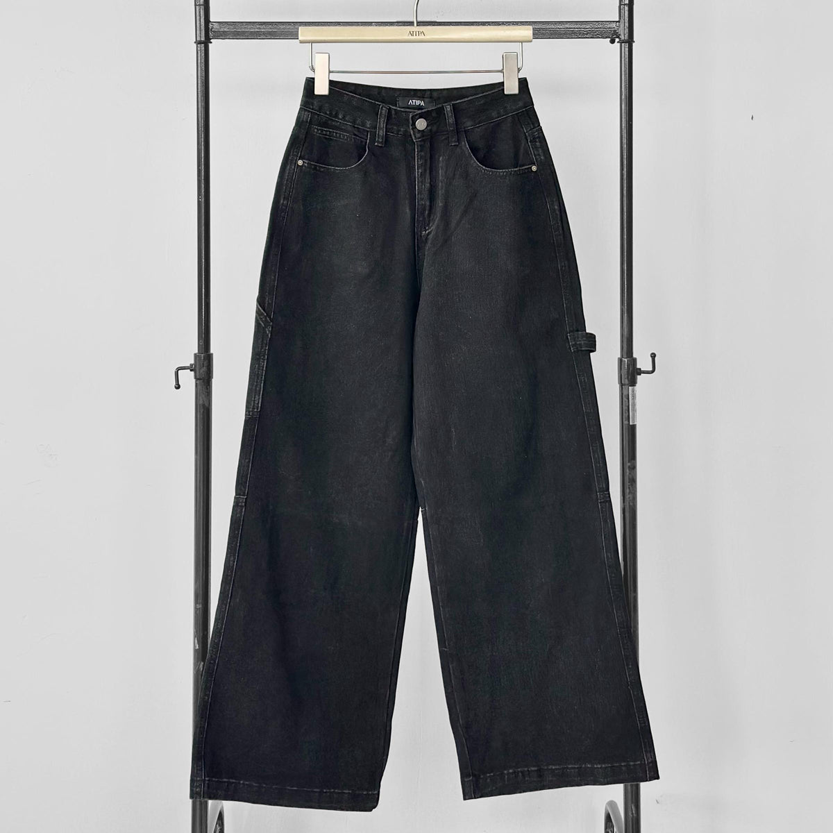 ATIPA - Hammer Loop Jeans